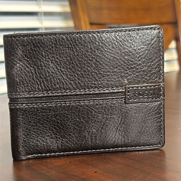 Fossil Leather Bifold Brown Leather Men’s Wallet - Picture 10 of 13
